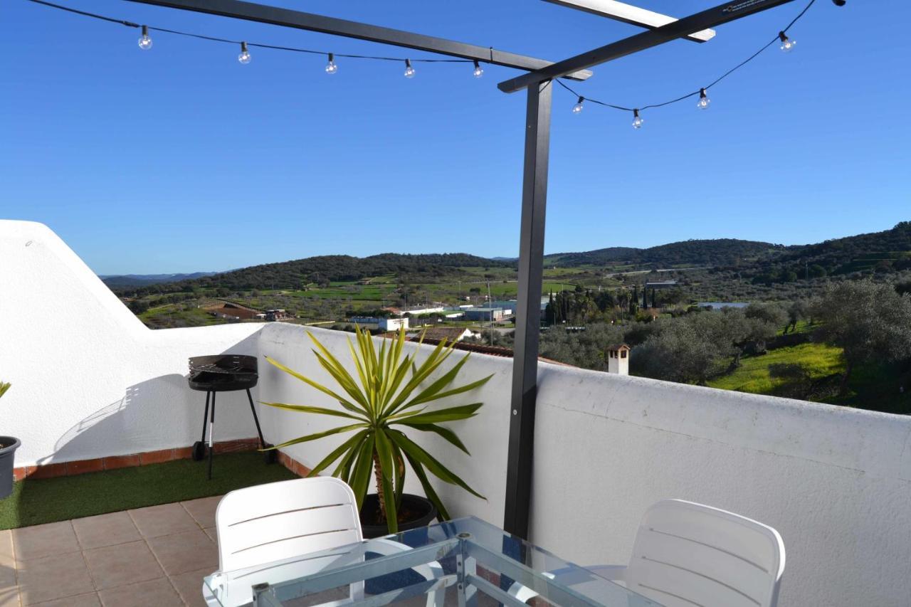 La Martela De Segura Apartamento Rural Piscina Segura de León Eksteriør bilde