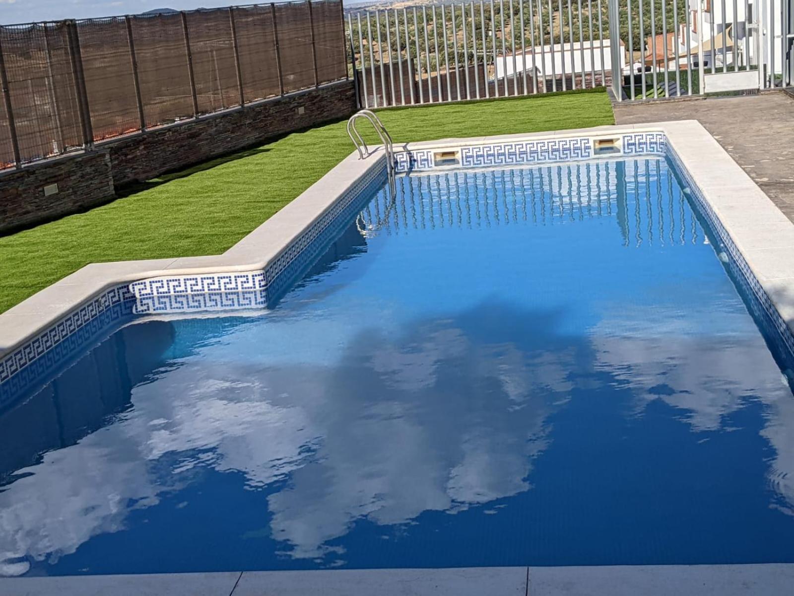 La Martela De Segura Apartamento Rural Piscina Segura de León Eksteriør bilde